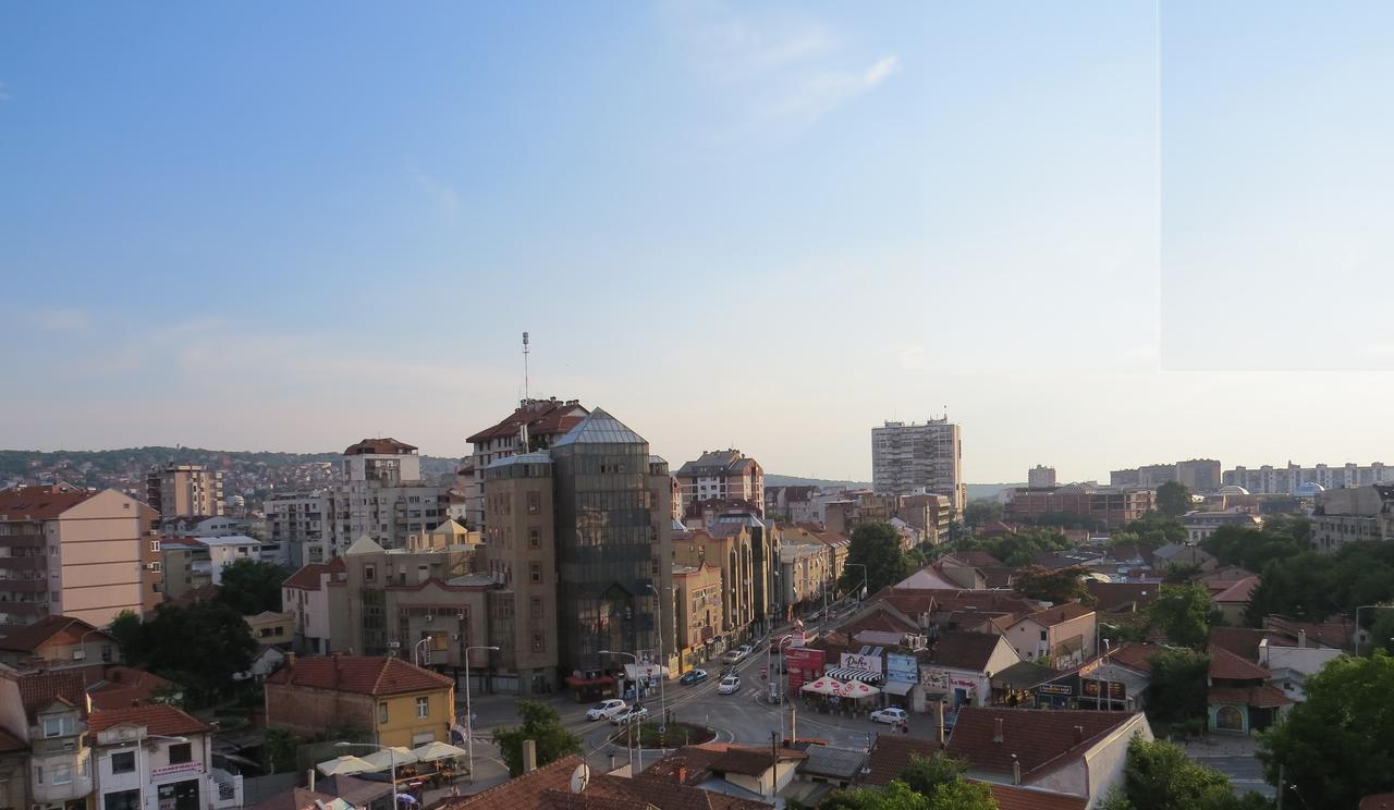 Grey Apartment Ni Eksteriør bilde