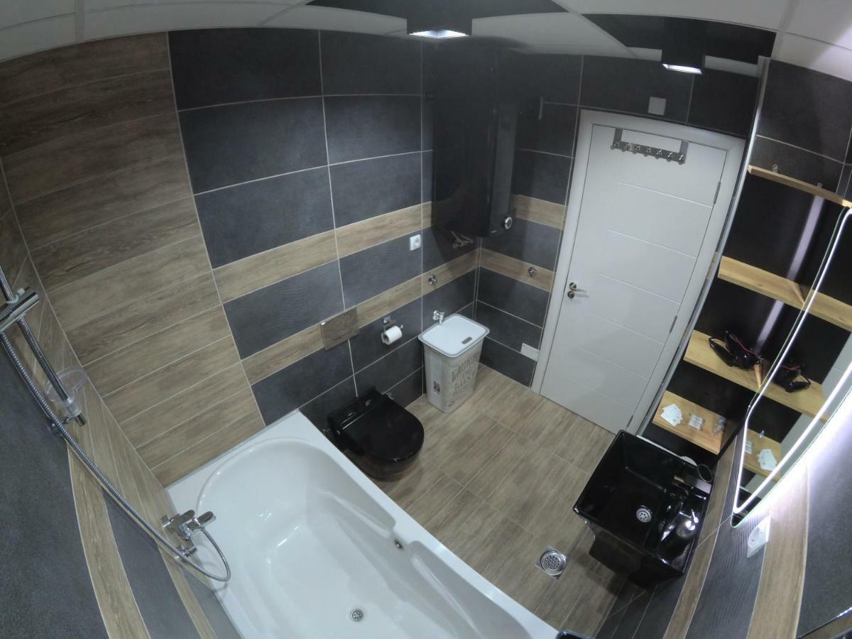 Grey Apartment Ni Eksteriør bilde
