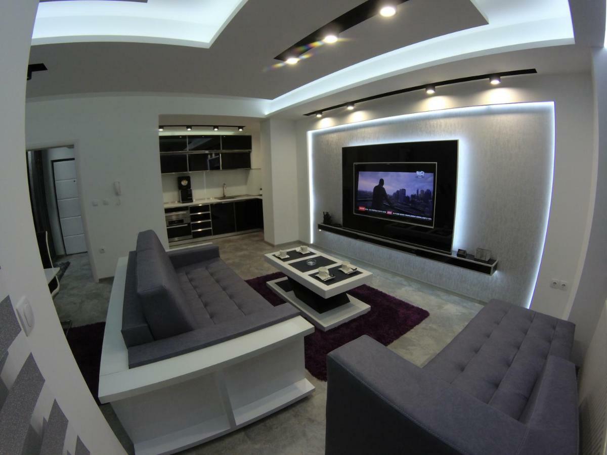 Grey Apartment Ni Eksteriør bilde